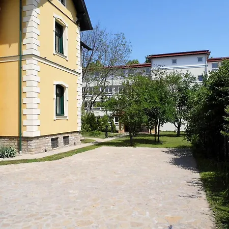 Anna בית אירוח